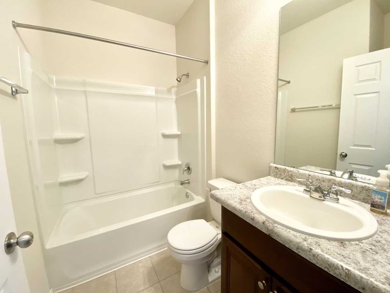 5216 Cressler Ln - Photo 3 of 9