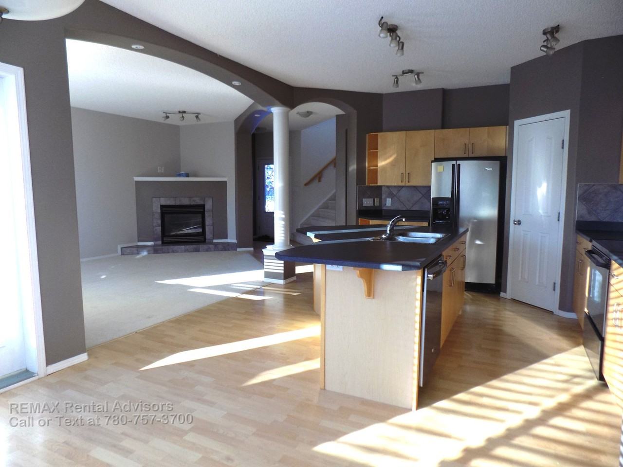 319 Westpark Way - Photo 3 of 21