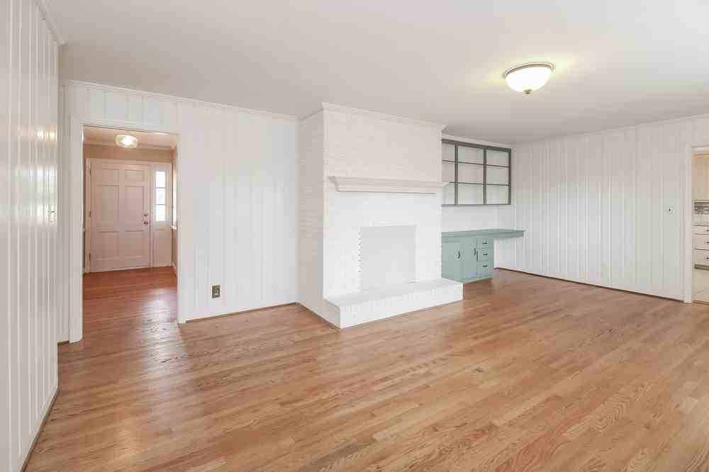 2981 Ormond Dr - Photo 3 of 19