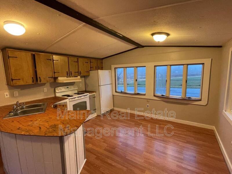 147 Harrison St - Photo 2 of 6