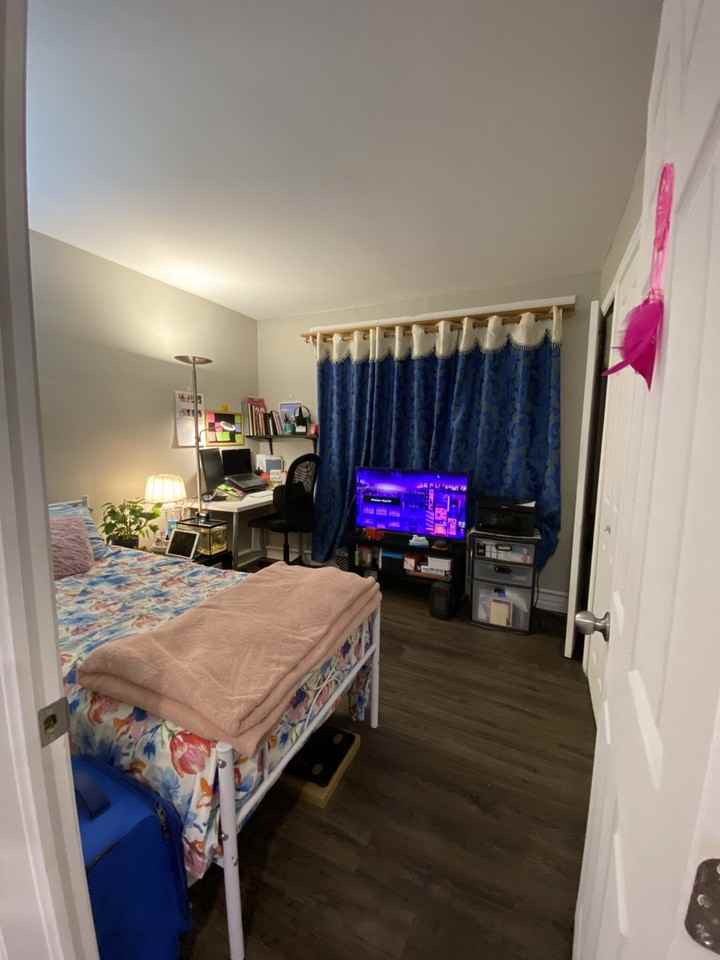 341 Tillbury Ave - Photo 2 of 6