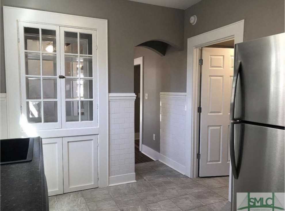 21 W 50th St - Photo 3 of 8