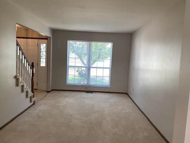 9377 Southtowne Farms Dr - Photo 3 of 7