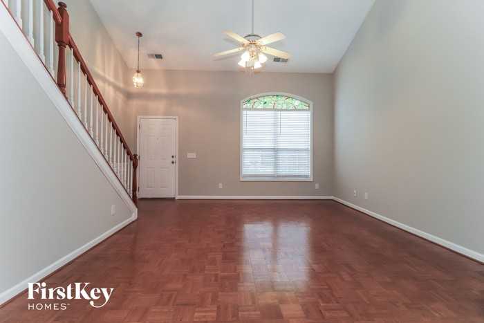 347 Weatherstone Pl - Photo 3 of 15