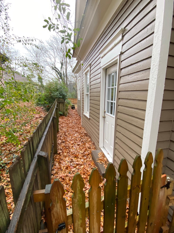 438 Cherokee Ave Se #1 - Photo 3 of 11