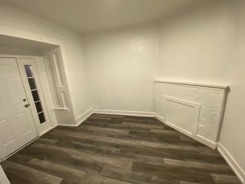 635 23rd St #3 - Photo 2 of 5