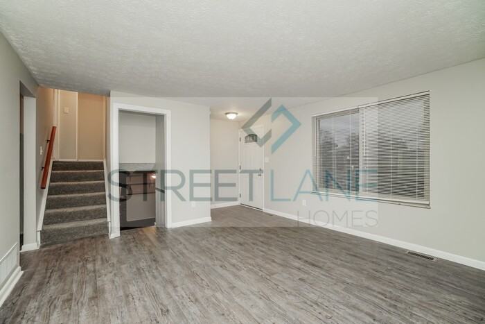 2341 Topaz Dr - Photo 3 of 15