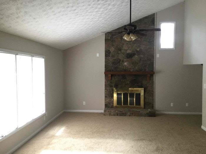 2876 Fieldstone Dr Se - Photo 3 of 11