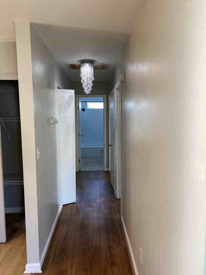 11117 Kemper Ave - Photo 3 of 4