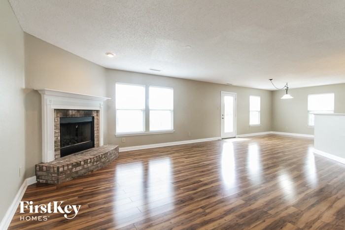 9316 9316 S Quarter Moon Drive - Photo 2 of 15