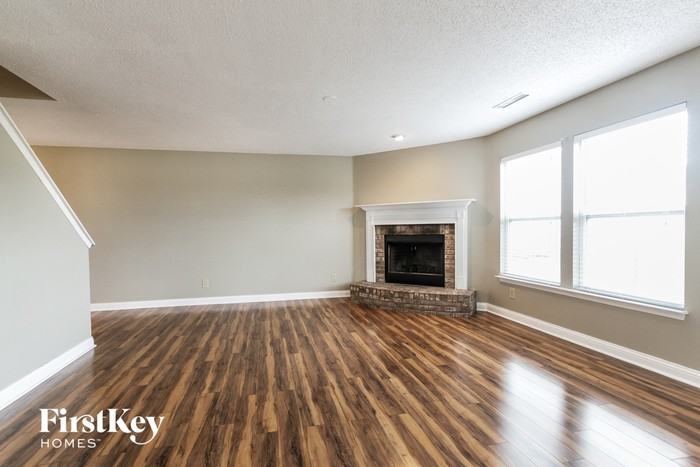 9316 9316 S Quarter Moon Drive - Photo 3 of 15
