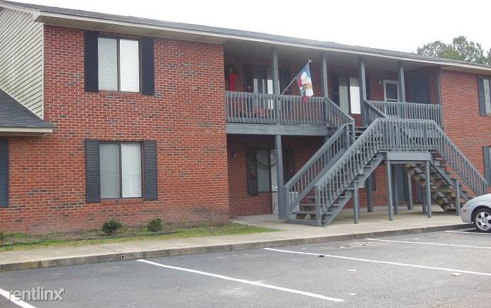 Dexter Street Apartments - Photo 2 of 8