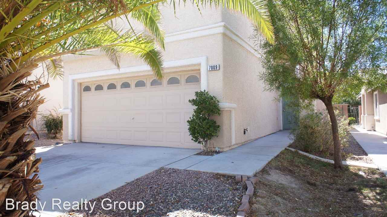 7009 Pacific Coast St - Photo 2 of 21