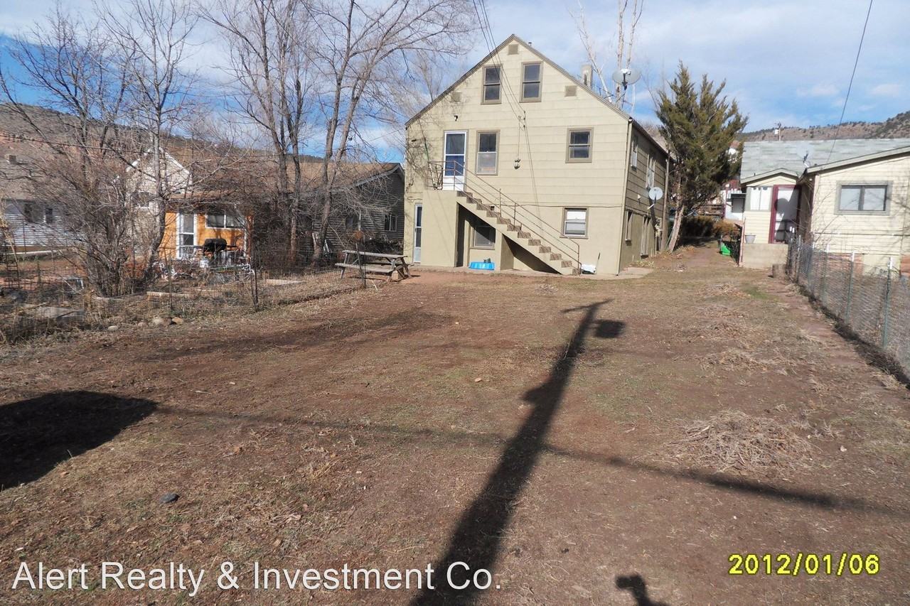 323-325 Seward St - Photo 2 of 12