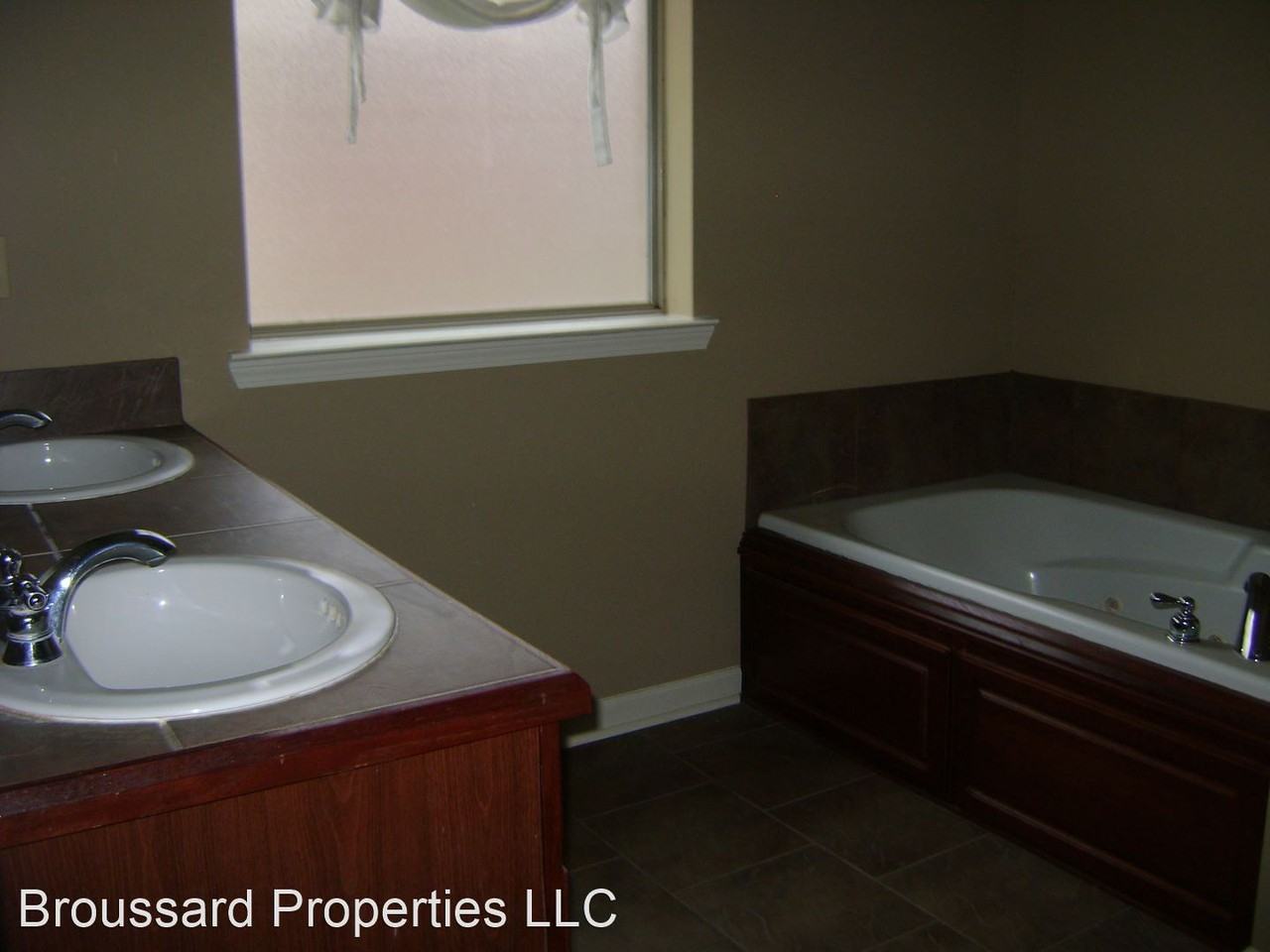 106 Pelican Haven Cv - Photo 3 of 4