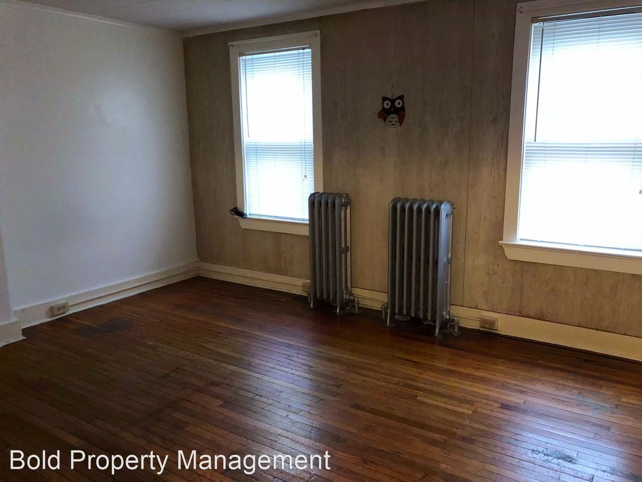 1049 Cotton St - Photo 2 of 10