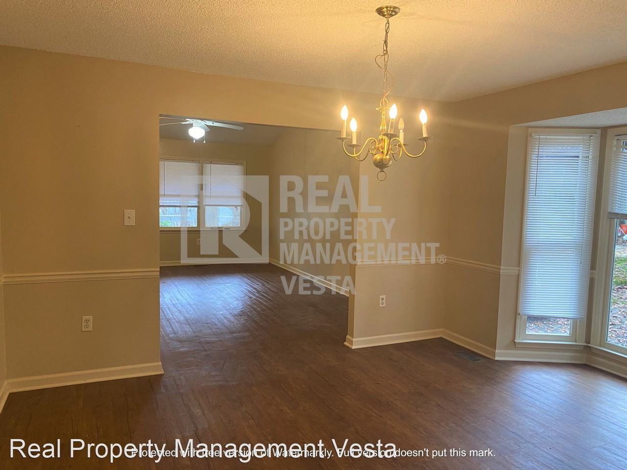 402 Steeplechase - Photo 3 of 10