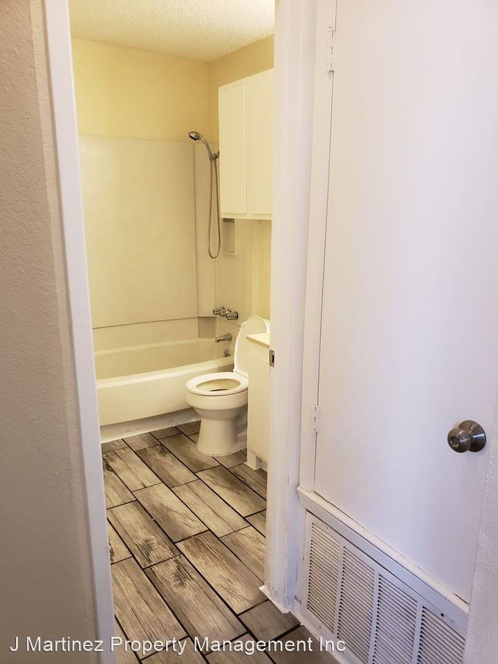 9608 Bear Paw Trail - Photo 3 of 40