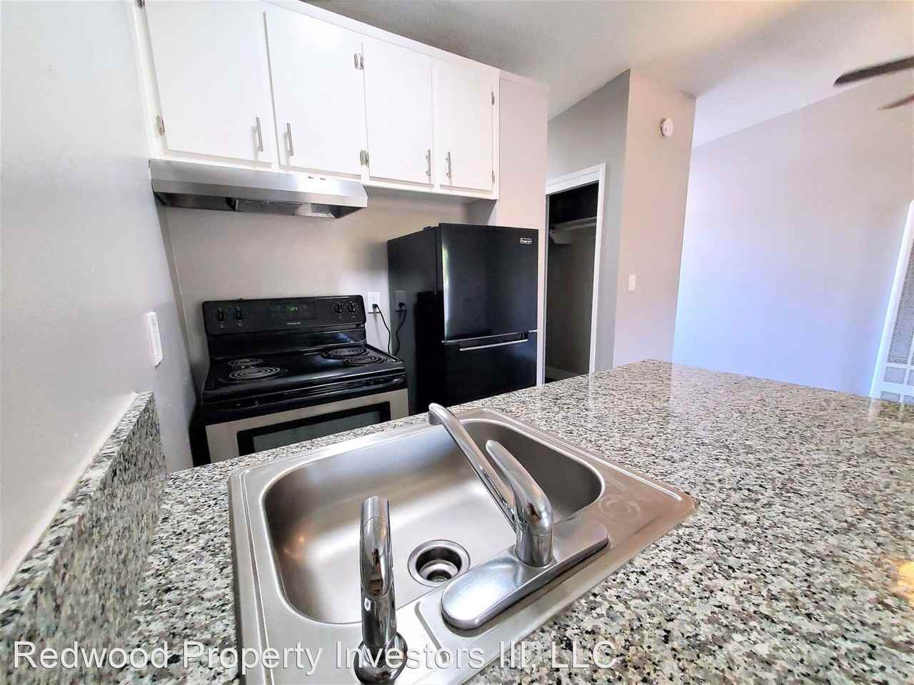 Renovated Apartments at The Brentwood on Stanley Avenue 5914 Stanley