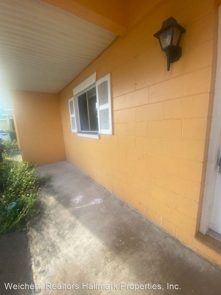 3175 Sea Venture St - Photo 3 of 6