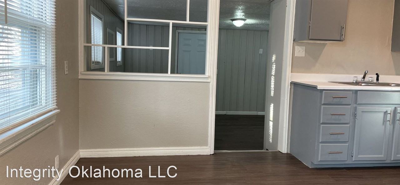 3411 Nw 27th St - Photo 2 of 12