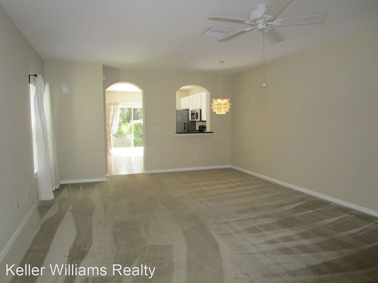 15819 Fishhawk Falls Dr - Photo 2 of 18