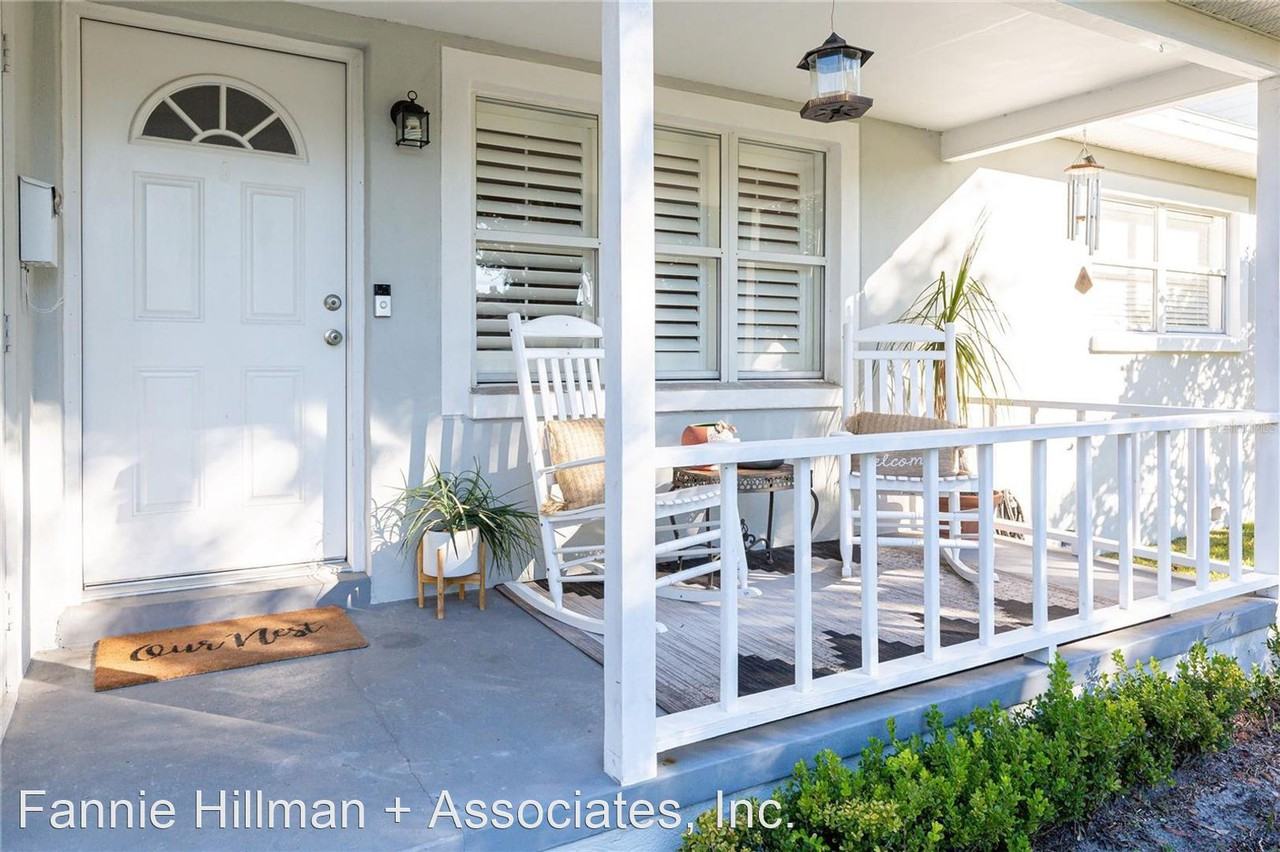 1571 Magnolia Ave - Photo 2 of 17