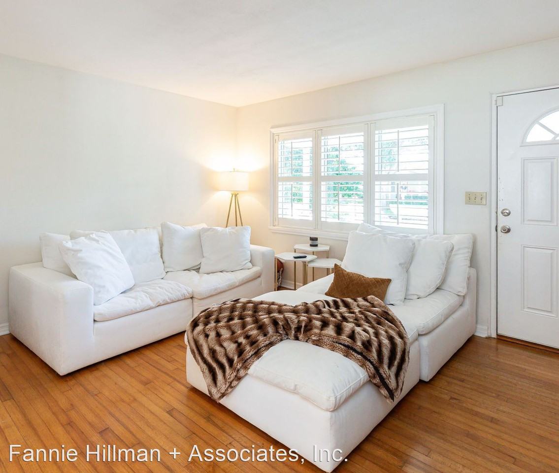 1571 Magnolia Ave - Photo 3 of 17