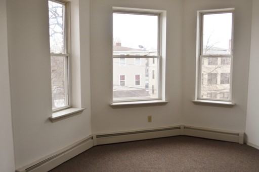 50 Elliott St E - Photo 3 of 12