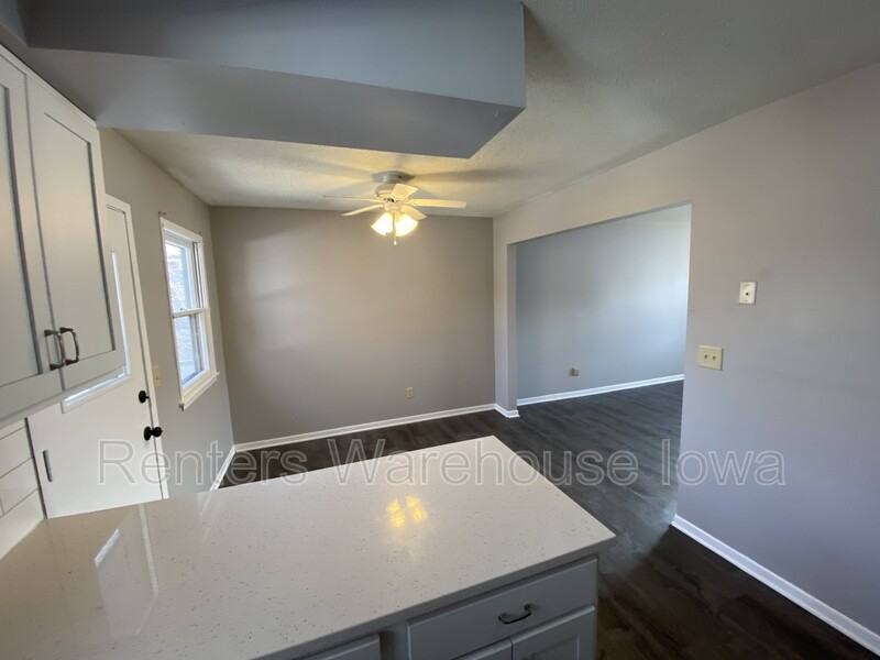 3408 Easton Blvd - Photo 6 of 17