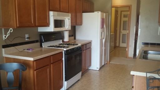 104 Drew Ct NE - Photo 2 of 23