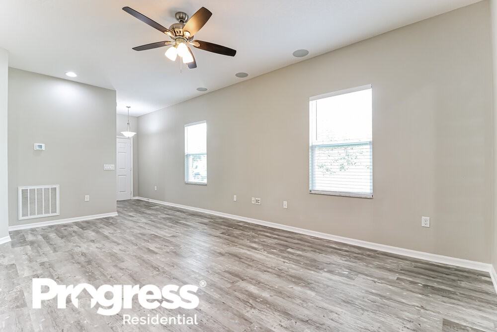 13402 Kent Bradley St - Photo 3 of 16