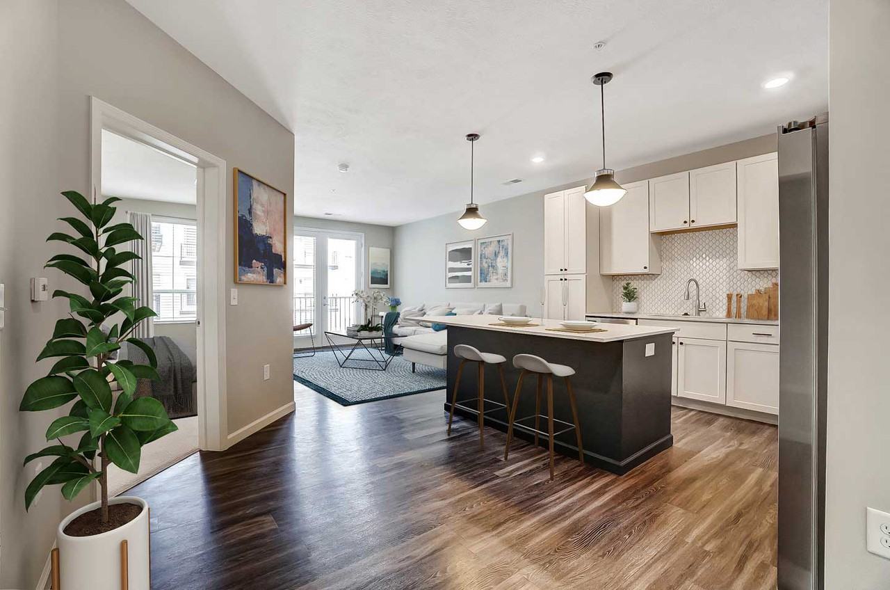 Belmont House - Photo 2 of 44