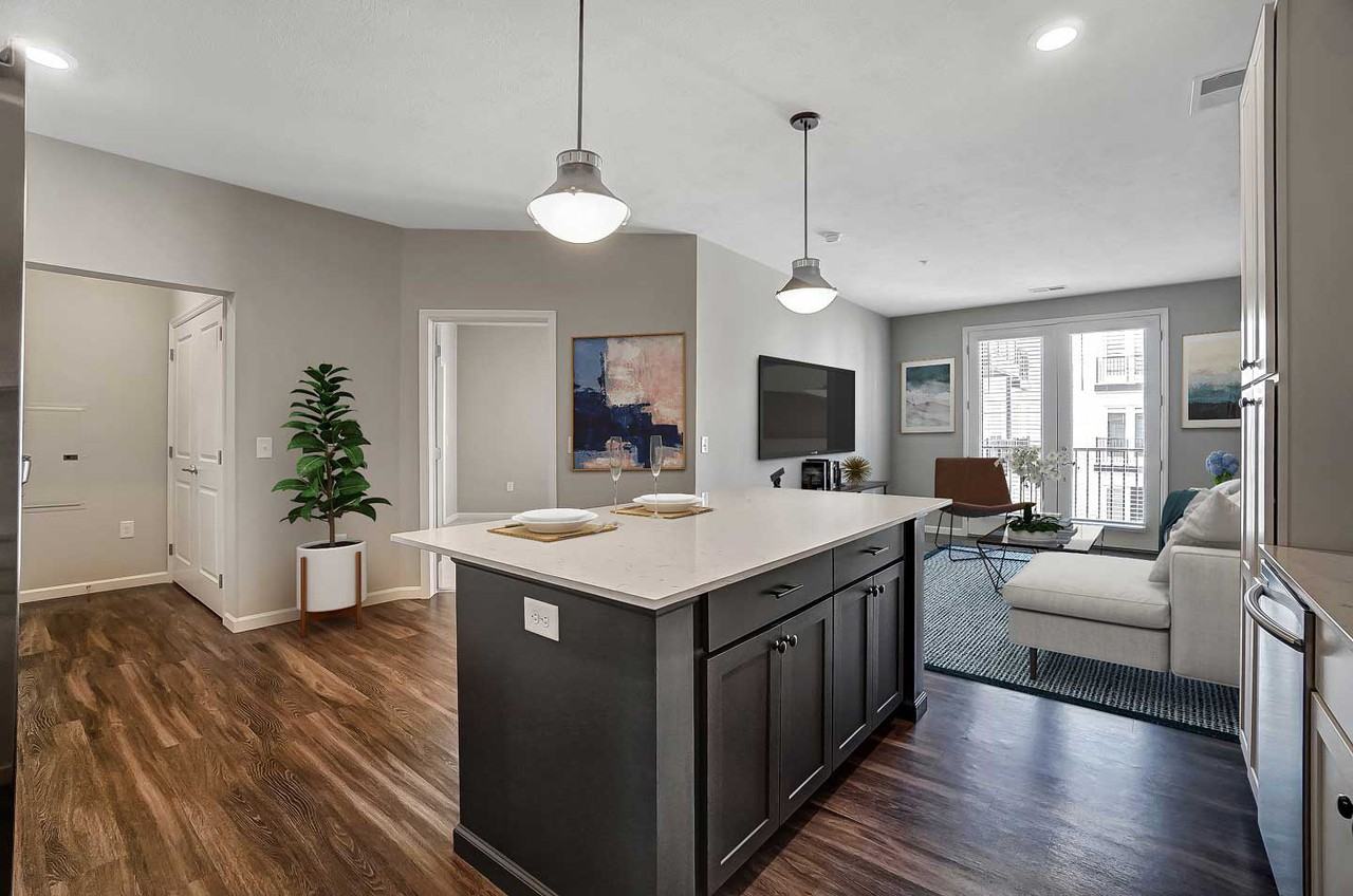 Belmont House - Photo 4 of 44