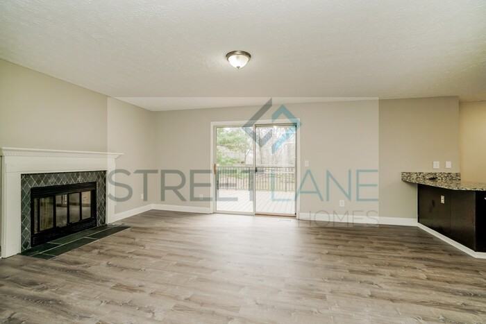 7777 Spyglass Hill Ct - Photo 3 of 15