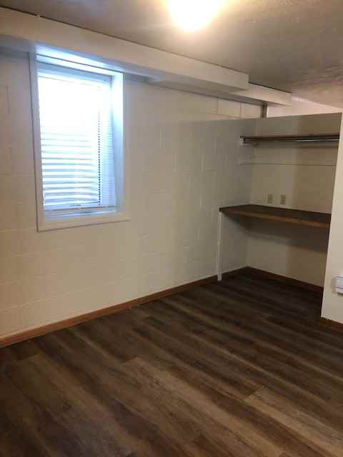 3213 South 108th Street - Photo 3 of 7