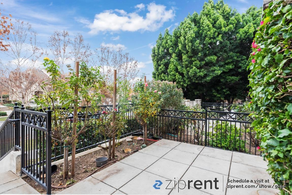 3112 Vinifera Dr - Photo 2 of 20