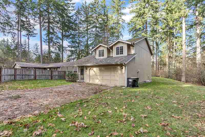 8403 Kittiwake Ct Se - Photo 3 of 20