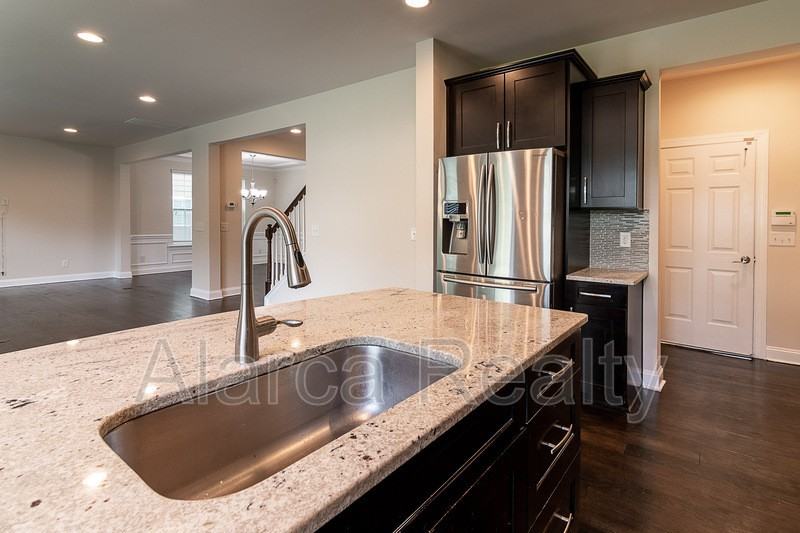 127 Blossom Ridge Dr - Photo 5 of 37