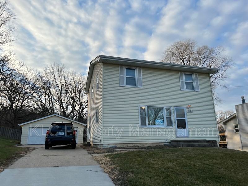 1230 Williams St - Photo 2 of 34