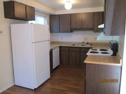 14117 NE 13th St - Photo 2 of 12