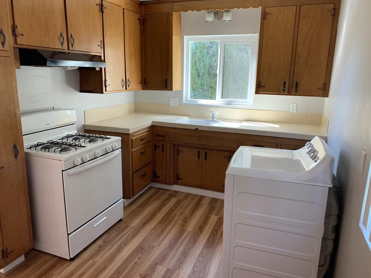 699 Lawrence Dr #A - Photo 3 of 8