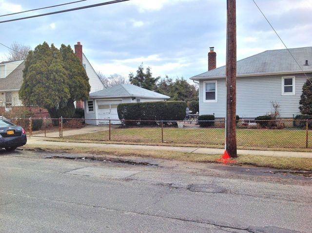 1241 Bellmore Ave - Photo 2 of 2