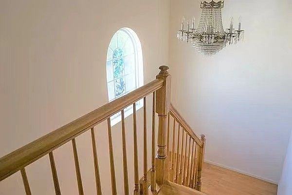 33 Natalie Court 1f - Photo 2 of 8