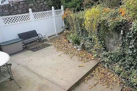 33 Natalie Court 1f - Photo 3 of 8