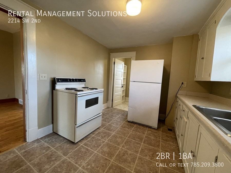 2214 Sw 2nd St - Photo 2 of 16
