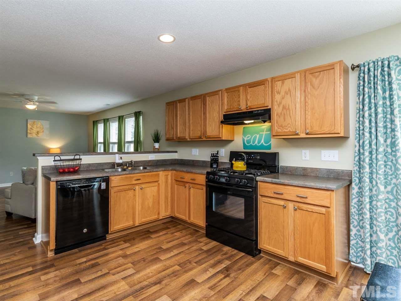 5547 Spindlewood Ct - Photo 3 of 27