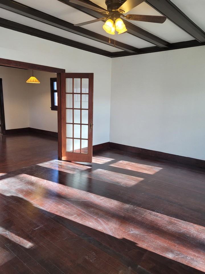 726 W Colorado Ave #1 - Photo 3 of 13