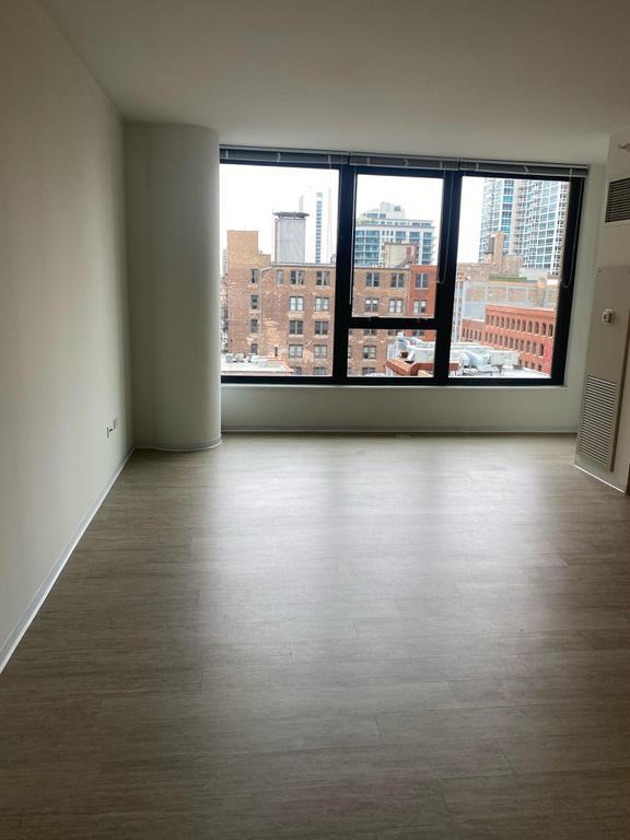 205 W Superior St #1708 - Photo 3 of 15