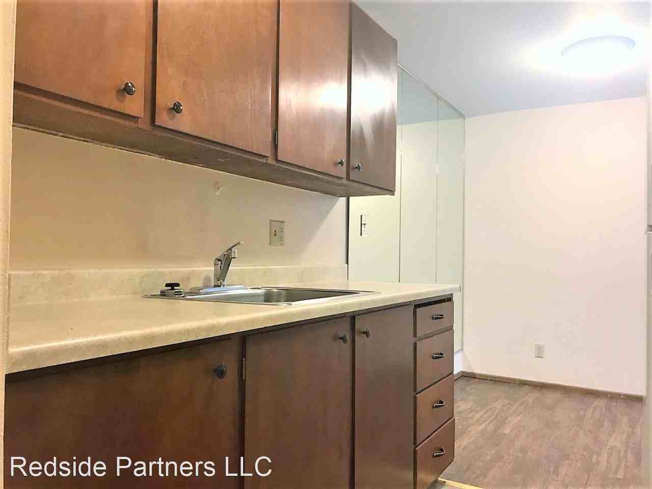 University District Heights - Photo 6 of 17